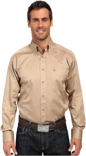 Ariat Men's Solid Twill Classic Fit Shirt
