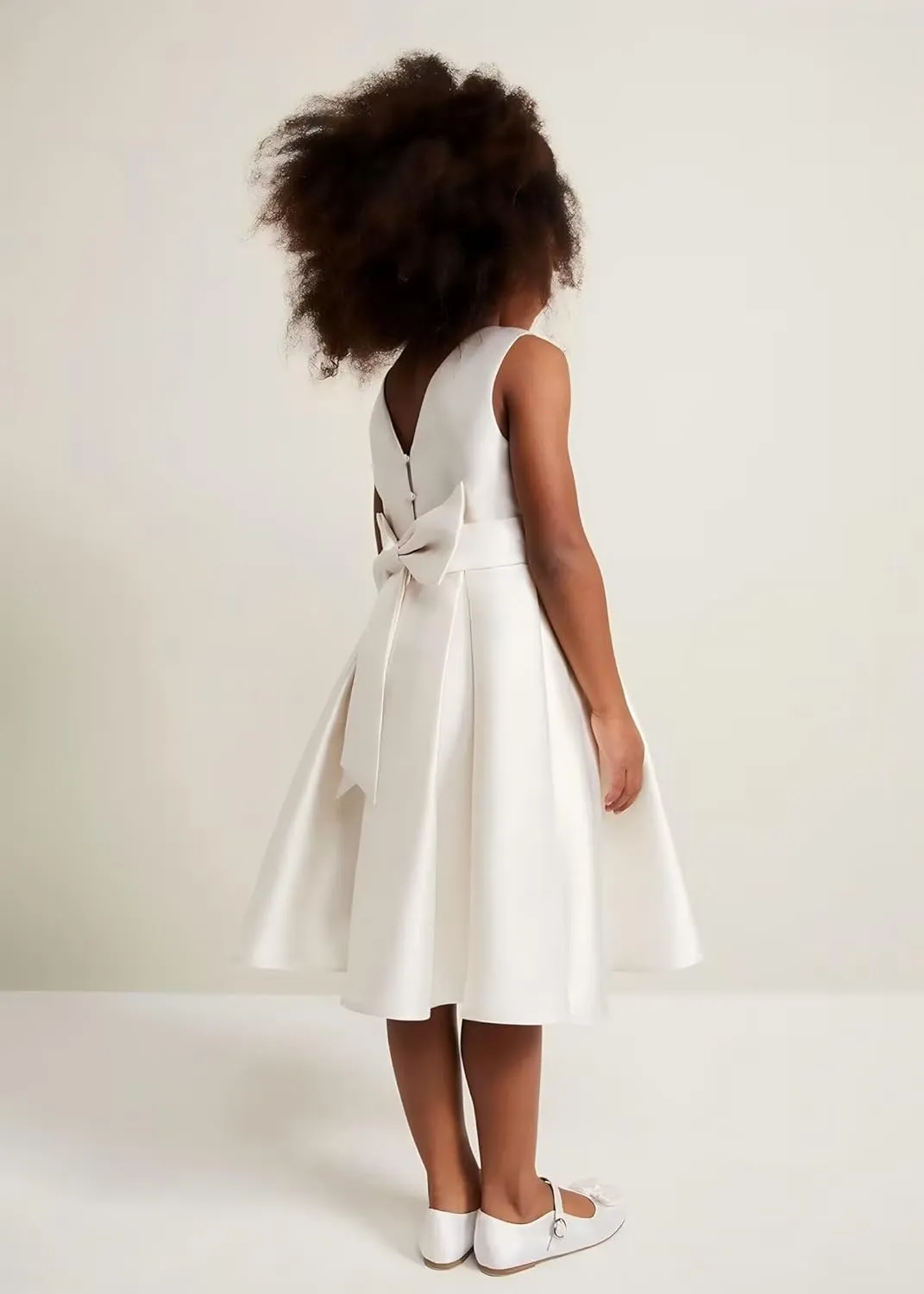 Flower Girl Dress Elegant Sleeveless Kids' Satin Dress with Bow Perfect for Special Occasions