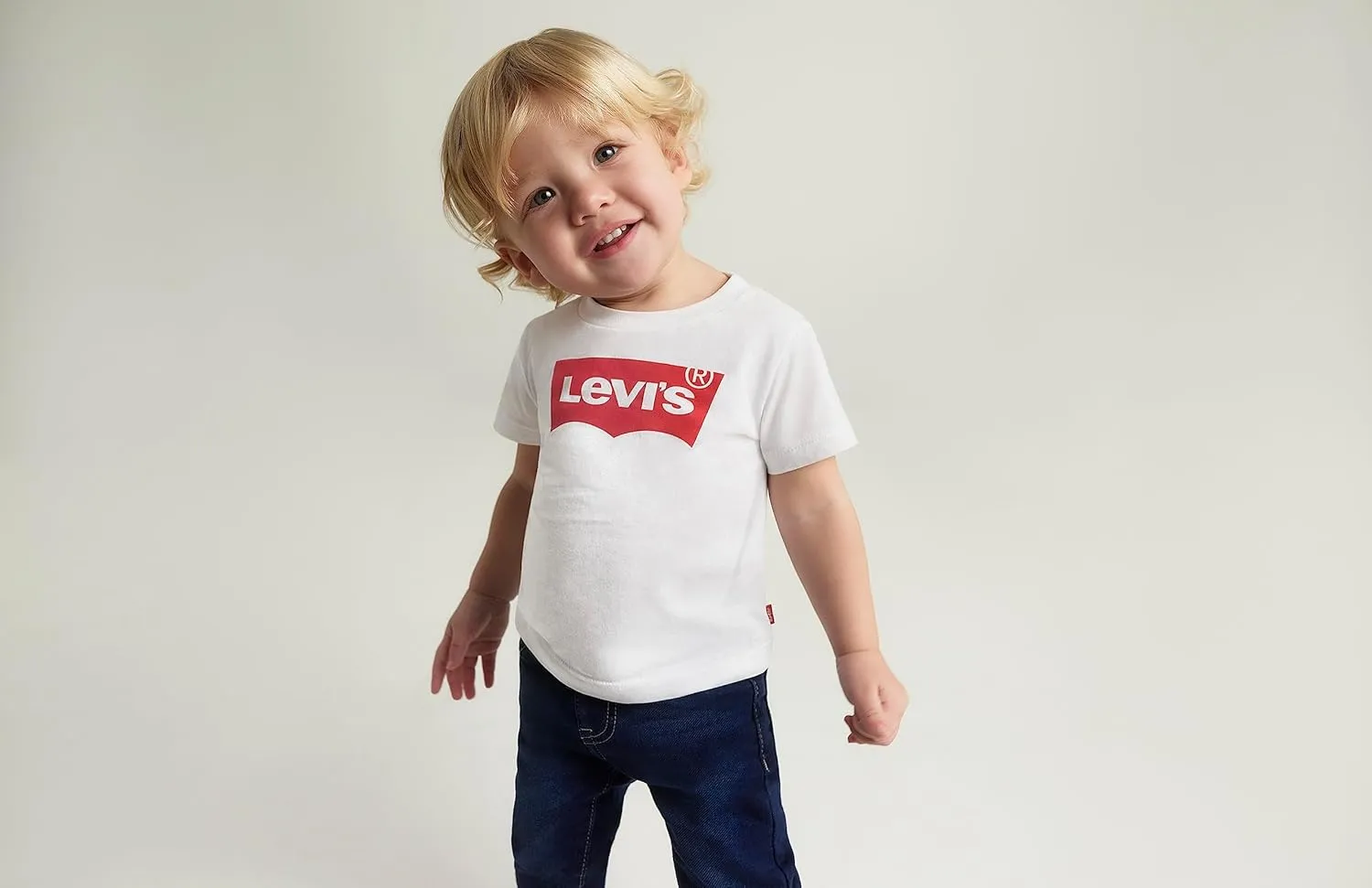 Levi's Boys' Classic Batwing T-Shirt