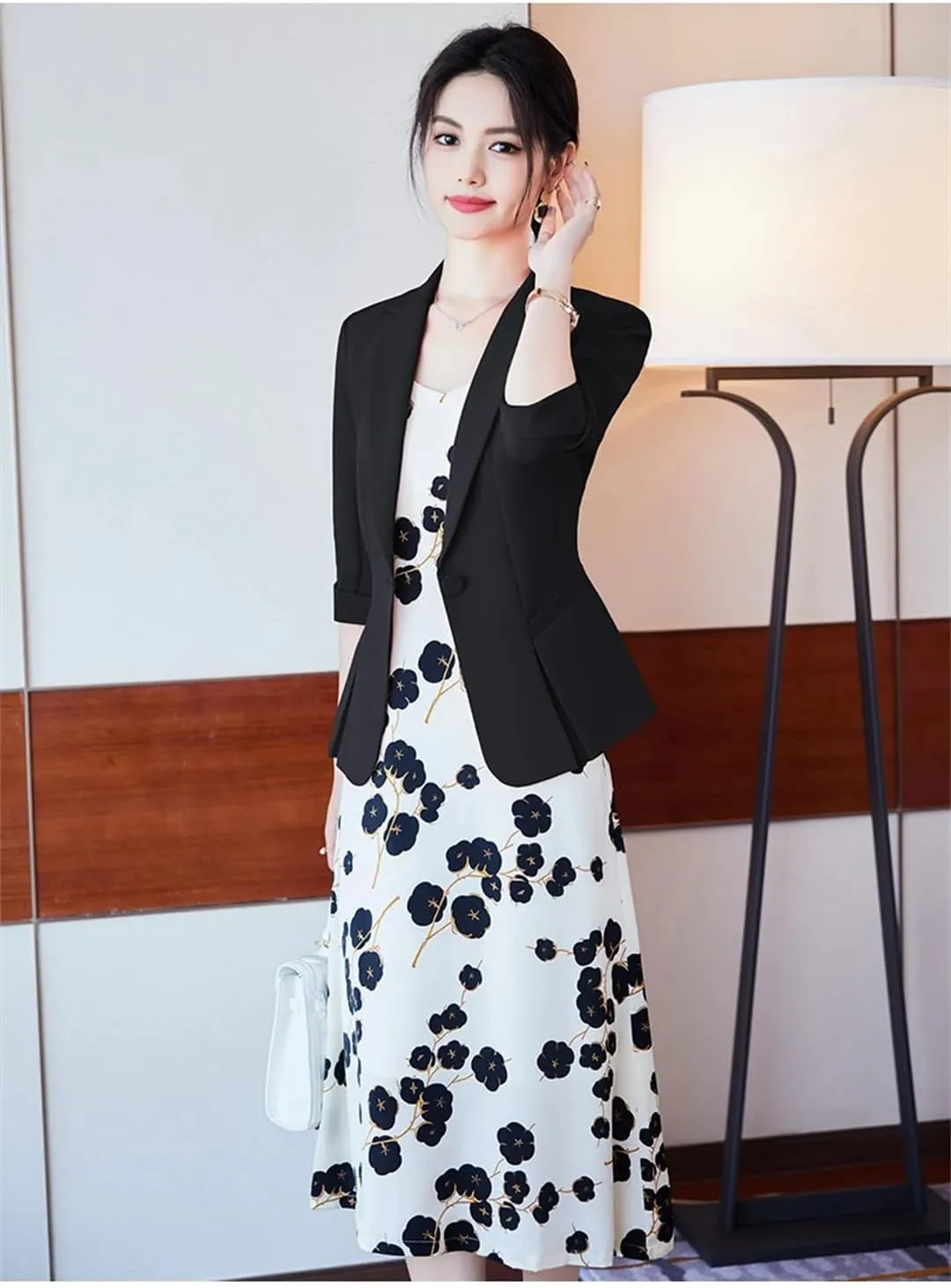 Women's Summer Half Sleeve Slim Cropped Blazer Jacket